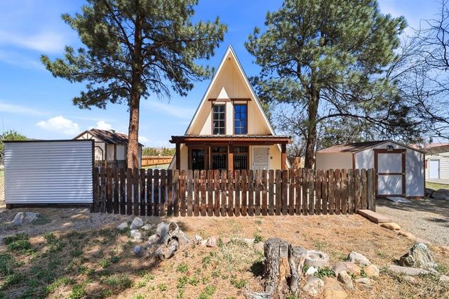 5753 Lake Beckwith Pl, Colorado City, CO 81019