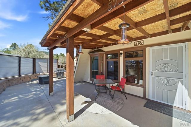 5753 Lake Beckwith Pl, Colorado City, CO 81019