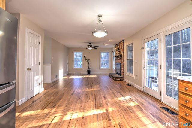 1364 Kettletown Road, Southbury, CT 06488