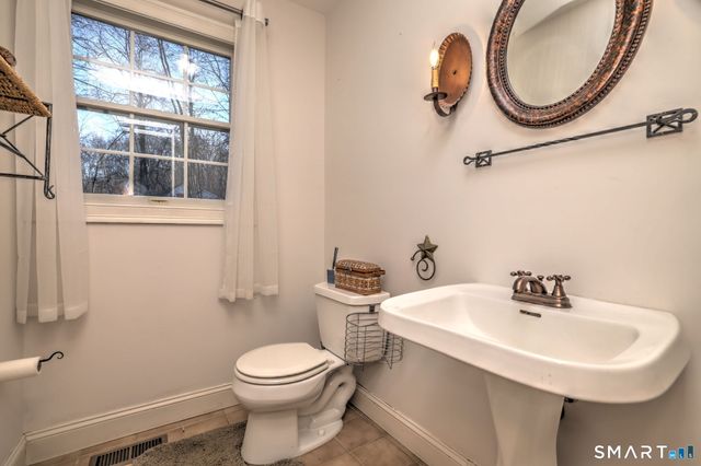 1364 Kettletown Road, Southbury, CT 06488