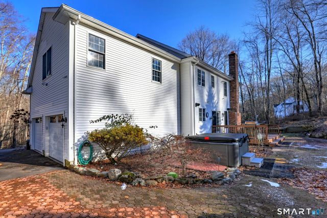 1364 Kettletown Road, Southbury, CT 06488