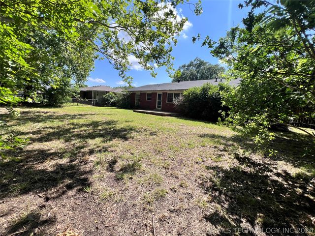 1736 Tiverton Street, Ardmore, OK 73401