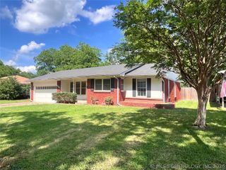 1736 Tiverton Street, Ardmore, OK 73401