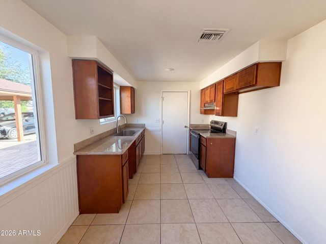 5617 W HATCHER Road, Glendale, AZ 85302