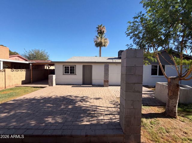 5617 W HATCHER Road, Glendale, AZ 85302