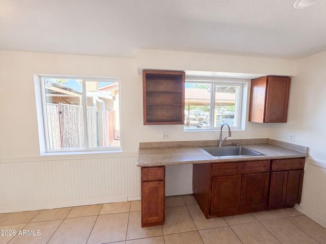 5617 W HATCHER Road, Glendale, AZ 85302