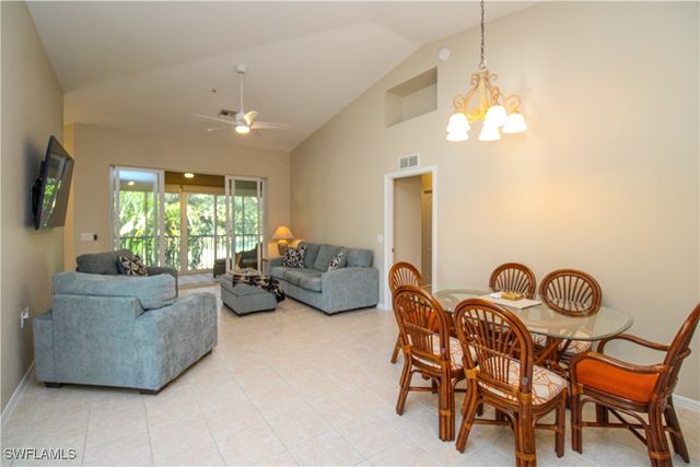 3435 Laurel Greens LN S 201, Naples, FL 34119