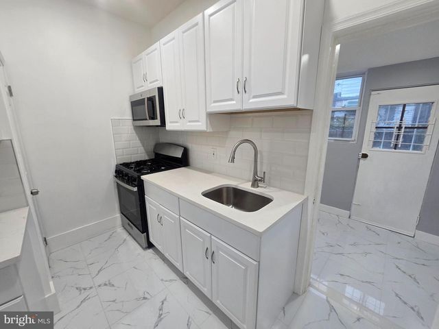 2826 N 27TH ST, Philadelphia, PA 19132