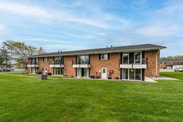 230 S State Street 63, Zeeland, MI 49464