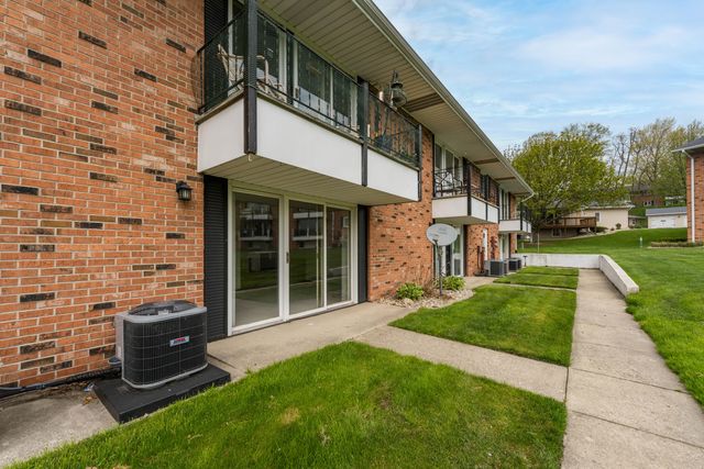 230 S State Street 63, Zeeland, MI 49464
