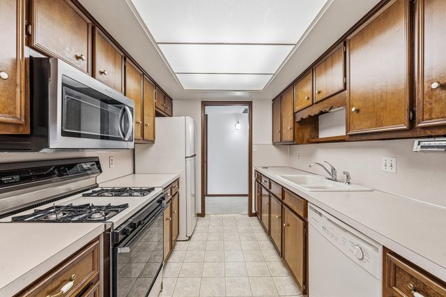 230 S State Street 63, Zeeland, MI 49464