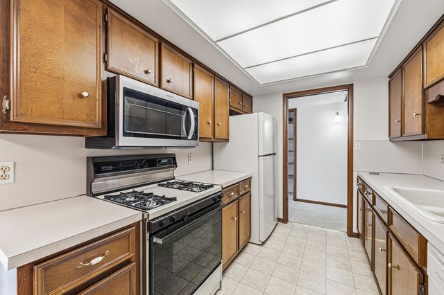 230 S State Street 63, Zeeland, MI 49464