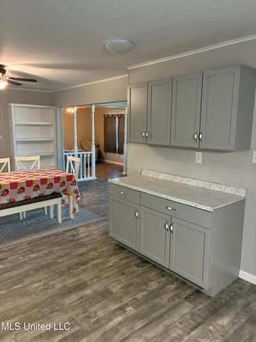 3 W Bainbridge Place, Long Beach, MS 39560