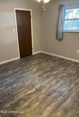 3 W Bainbridge Place, Long Beach, MS 39560