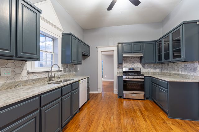 324 E Pace Street, Frost, TX 76641