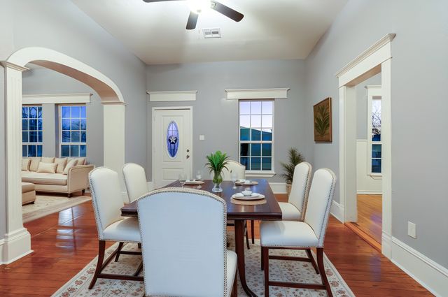 324 E Pace Street, Frost, TX 76641