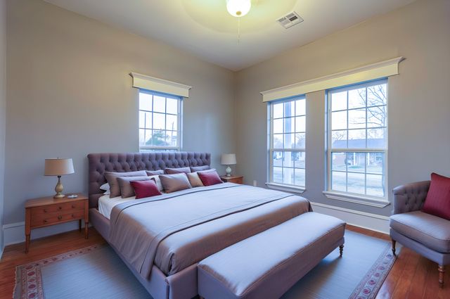 324 E Pace Street, Frost, TX 76641