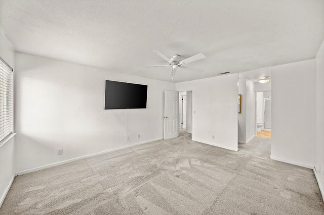 2732 Independence Ave, West Sacramento, CA 95691