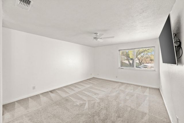 2732 Independence Ave, West Sacramento, CA 95691