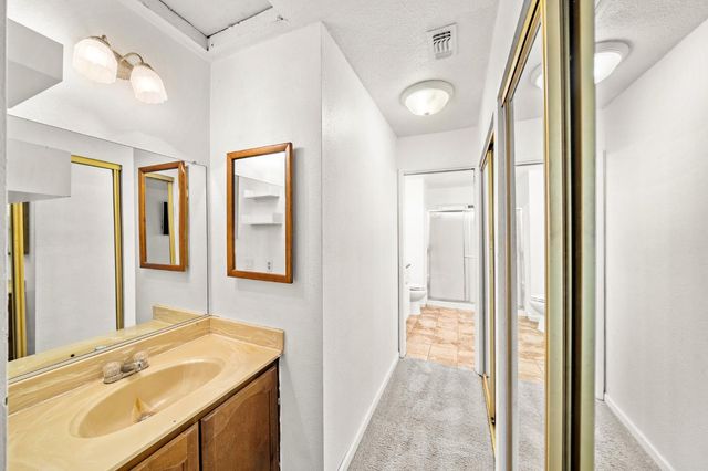 2732 Independence Ave, West Sacramento, CA 95691