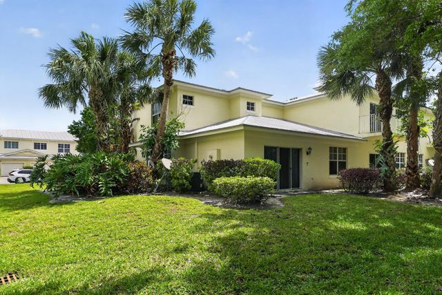 2535 Creekside Drive, Fort Pierce, FL 34981