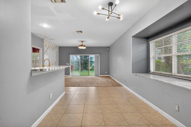 2535 Creekside Drive, Fort Pierce, FL 34981