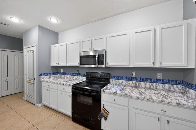 2535 Creekside Drive, Fort Pierce, FL 34981