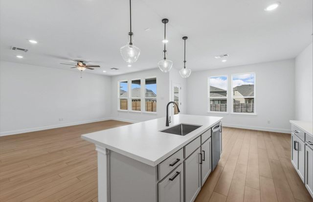 520 Knot DR, Leander, TX 78641