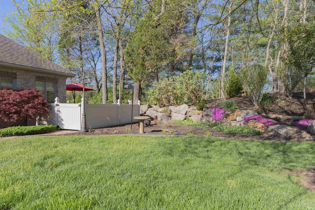 8131 Wolf Creek Court, Evansville, IN 47712