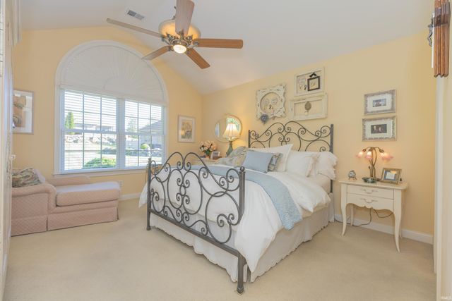 8131 Wolf Creek Court, Evansville, IN 47712