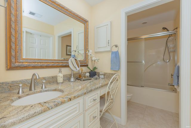 8131 Wolf Creek Court, Evansville, IN 47712