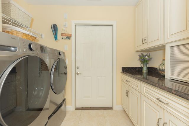8131 Wolf Creek Court, Evansville, IN 47712