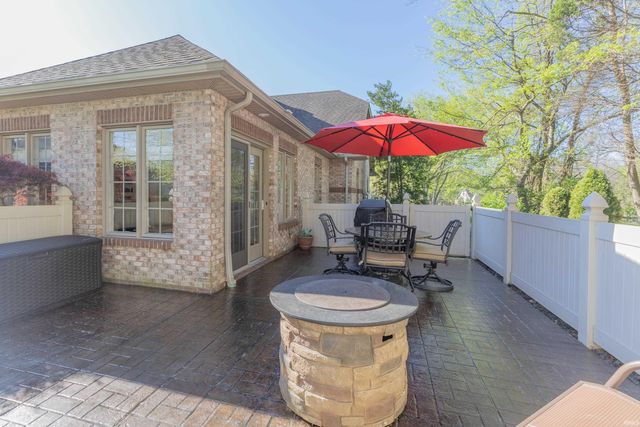 8131 Wolf Creek Court, Evansville, IN 47712