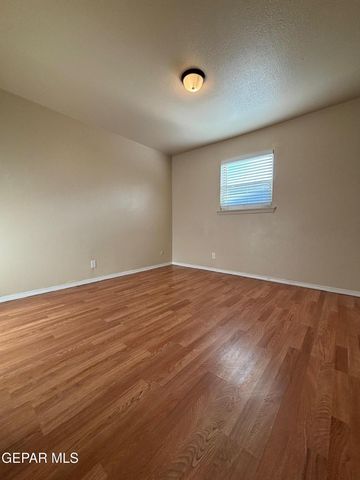 6376 SANTIAGO Street B, El Paso, TX 79932