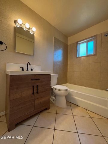 6376 SANTIAGO Street B, El Paso, TX 79932