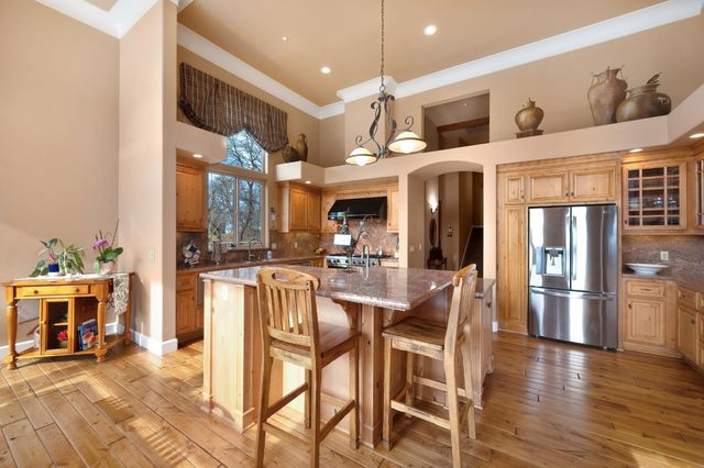 13028 Austin Forest Cir, Auburn, CA 95602