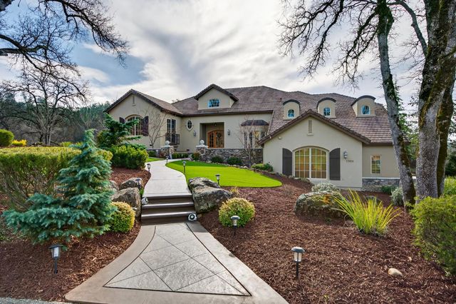 13028 Austin Forest Cir, Auburn, CA 95602