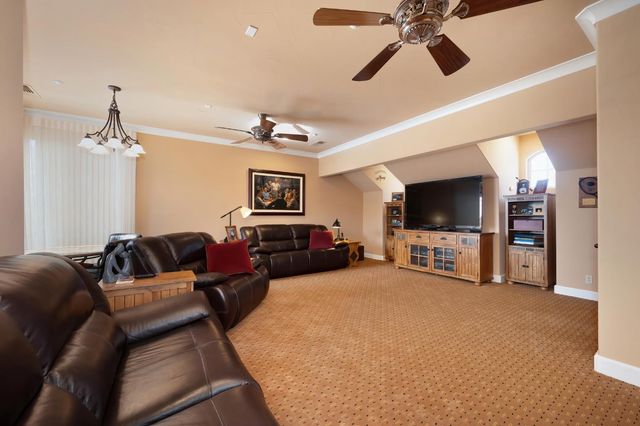 13028 Austin Forest Cir, Auburn, CA 95602