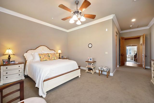 13028 Austin Forest Cir, Auburn, CA 95602