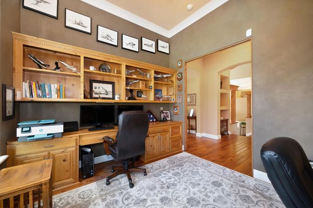 13028 Austin Forest Cir, Auburn, CA 95602