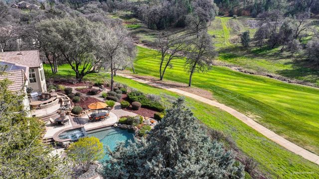 13028 Austin Forest Cir, Auburn, CA 95602