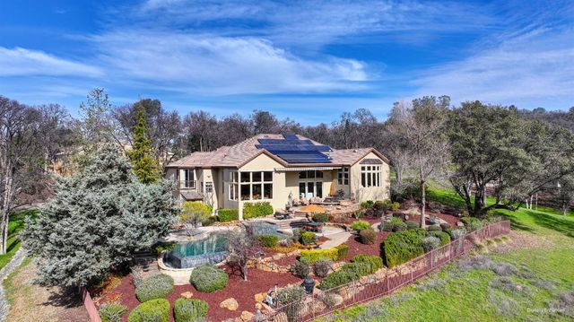 13028 Austin Forest Cir, Auburn, CA 95602