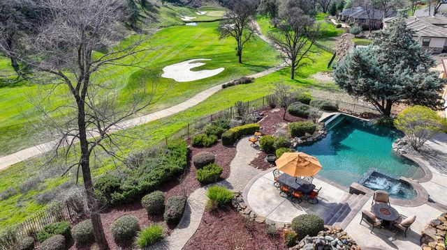13028 Austin Forest Cir, Auburn, CA 95602