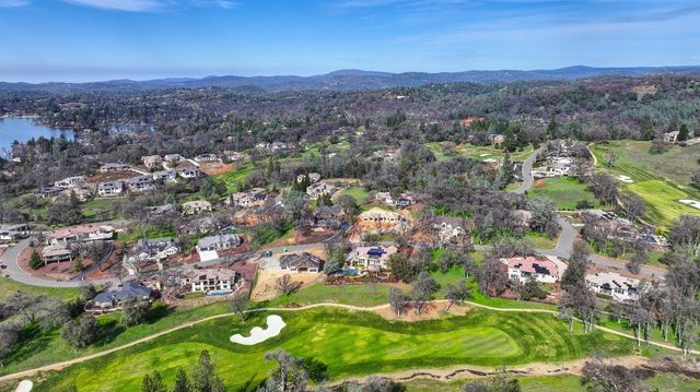 13028 Austin Forest Cir, Auburn, CA 95602