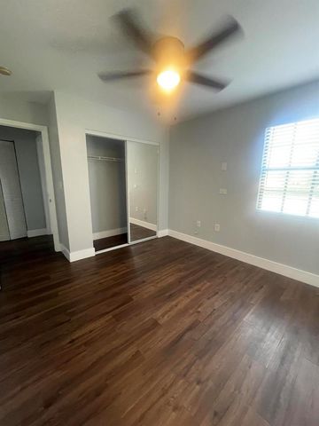 678 Via Toscana, Wellington, FL 33414