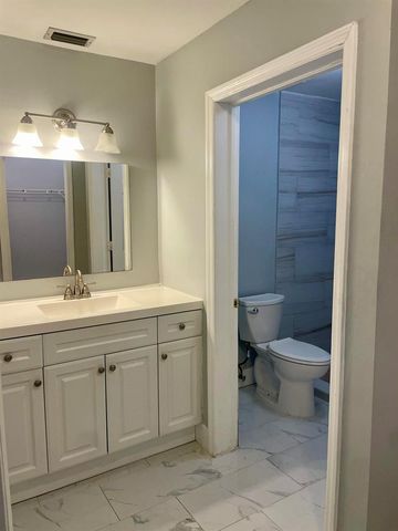 678 Via Toscana, Wellington, FL 33414