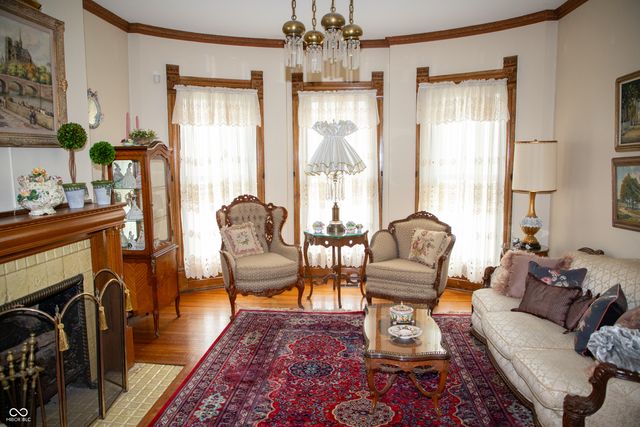 313 E Wabash Avenue, Crawfordsville, IN 47933