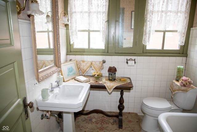 313 E Wabash Avenue, Crawfordsville, IN 47933