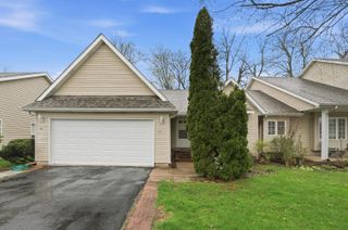 2410 Primrose Drive, Valparaiso, IN 46383