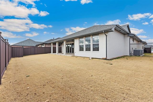12804 Cobblestone Curve Road, Oklahoma City, OK 73142